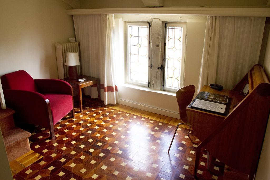 Hotel Posada Santa Maria La Real Aguilar de Campóo Esterno foto