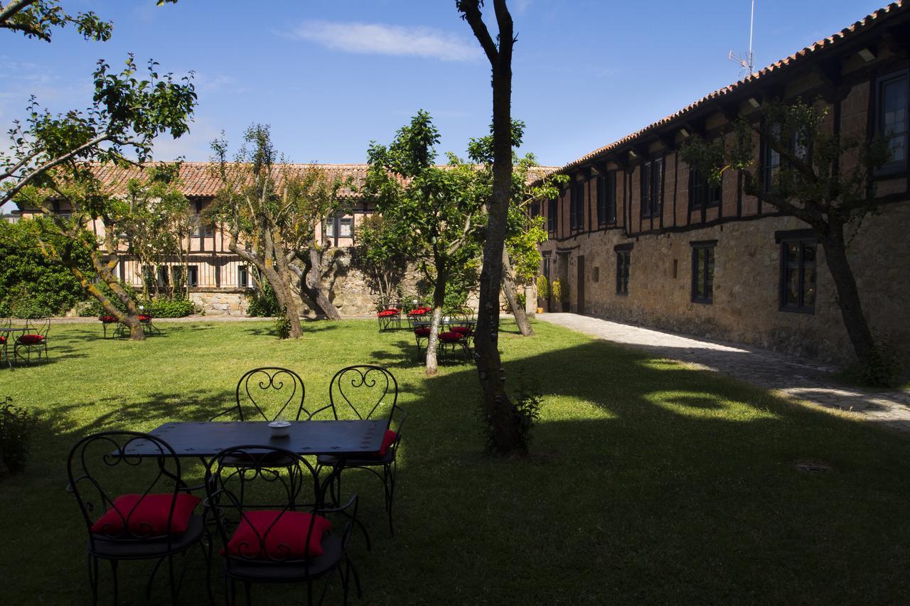 Hotel Posada Santa Maria La Real Aguilar de Campóo Esterno foto