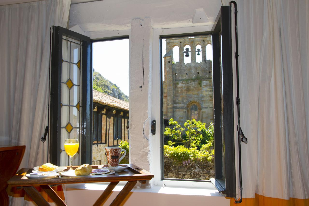 Hotel Posada Santa Maria La Real Aguilar de Campóo Esterno foto