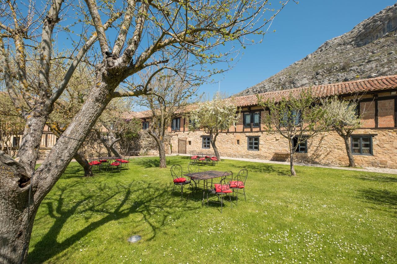 Hotel Posada Santa Maria La Real Aguilar de Campóo Esterno foto